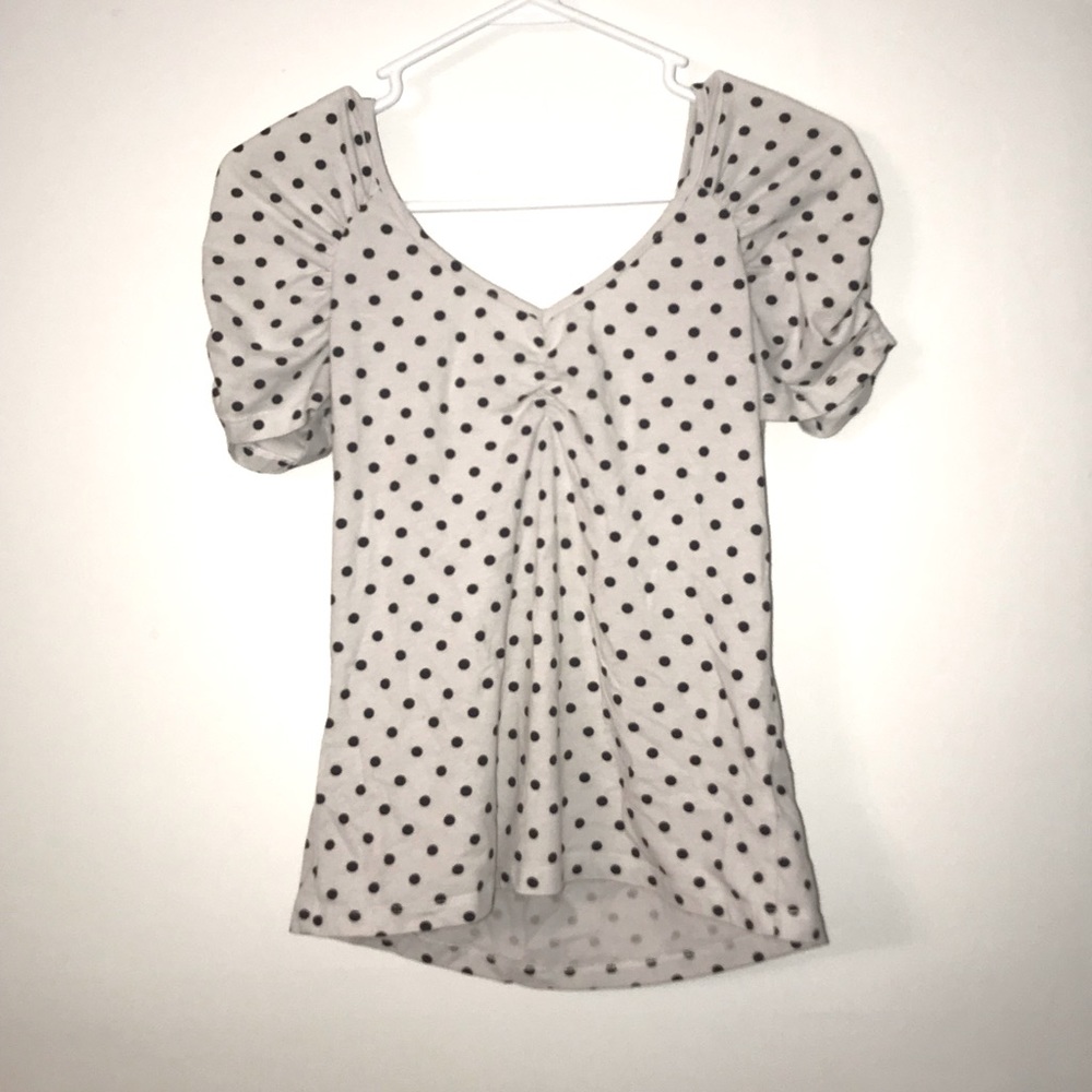 5/$25 Cute Top with Poofy Ruffle Sleeves